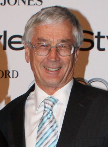 Dick Smith, 2013. Photograph by Eva Rinaldi, CC BY-SA 2.0; source: Wikimedia Commons.