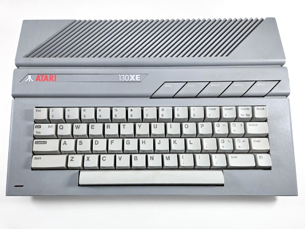 Atari 130XE - Top