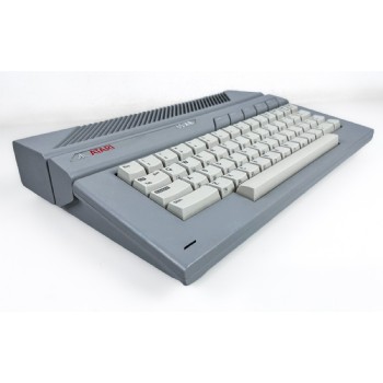 Atari 65XE Left front