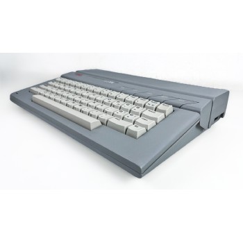 Atari 65XE right front